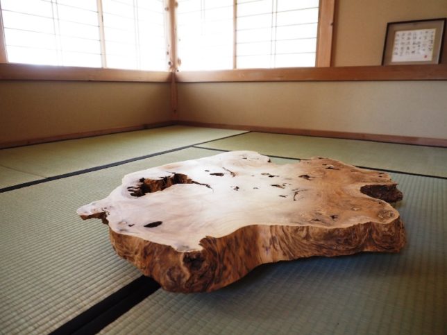 欅丸太輪切り一枚板　　テーブルテーブル